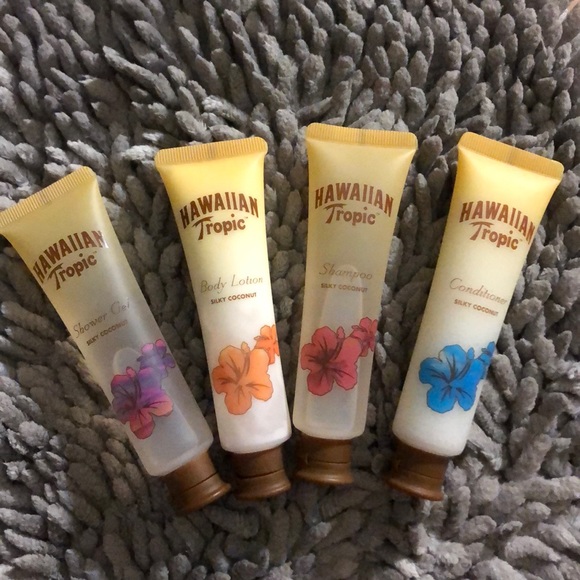 Hawaiian Tropic Other - Hawaiian Tropic Travel Set